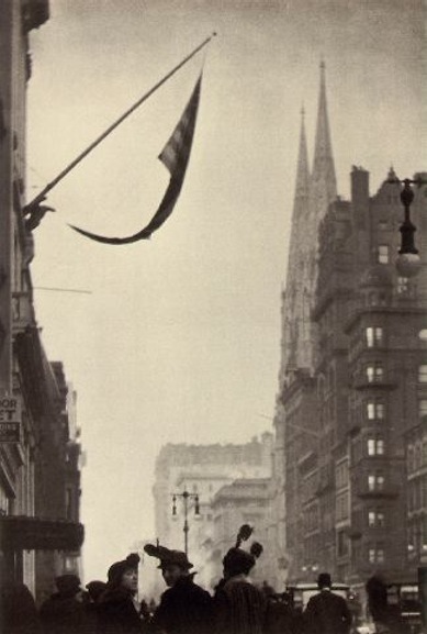Paul Strand --Fifth Avenue
